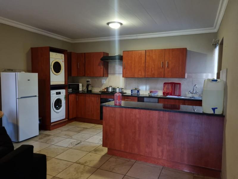 To Let 3 Bedroom Property for Rent in Waterval East North West